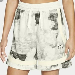 Nike XXL Loose Fit Basketball Shorts - Inseam 7"